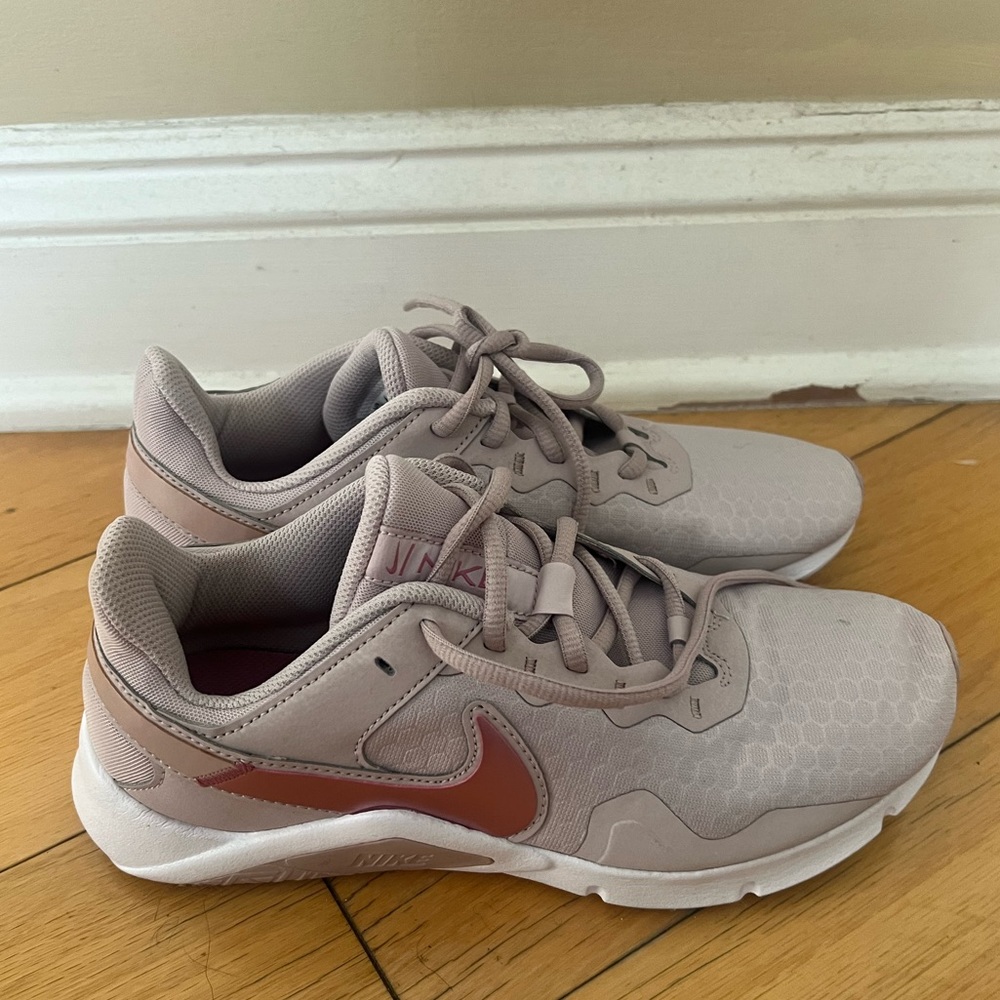 Nike BRAND NEW "snake-skin" ONLY WORN ONCE....BNWOT